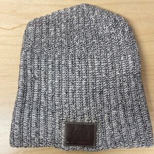 Love Your Melon women’s‎ black and white  slouch beanie hat